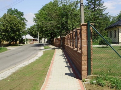 Rekonštrukcia miestnych komunikácií a chodníkov v obci Bánovce nad Ondavou